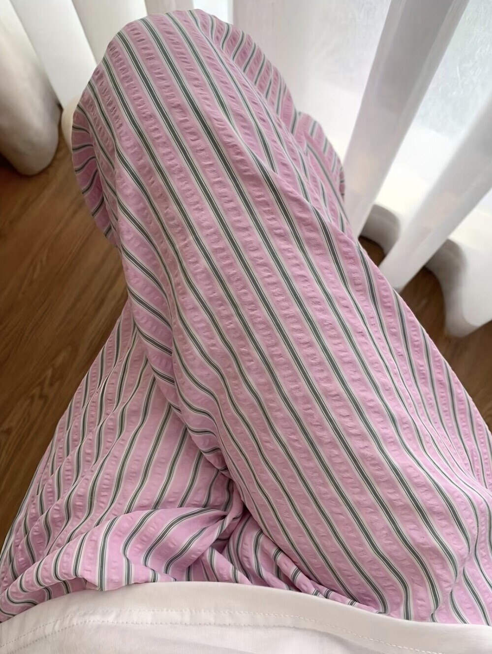 Relaxed And Laid-Back Loose-Fitting Long Pants with a Fresh And Light Feel